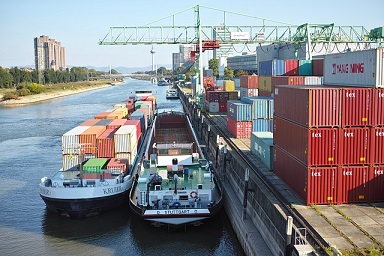 Sans Aguilar, Carlos Alejandro. Importancia de la relación entre Puertos y Transporte Marítimo